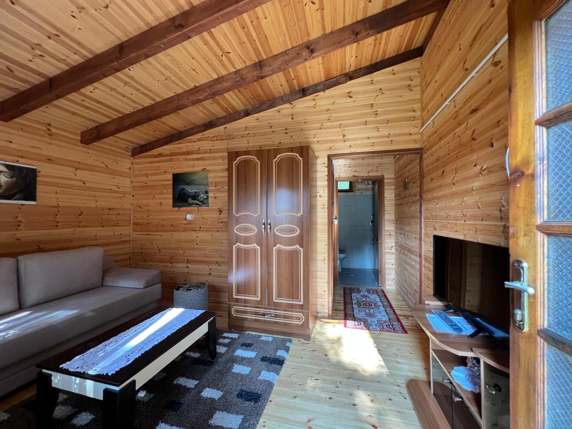 Bujtina Uji I Panjes, Log Cabins Dukat Exterior foto